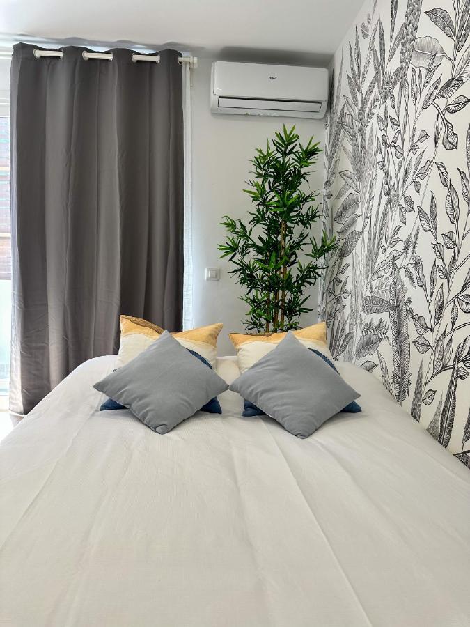Holidays2Malaga Lebrija 3 Bedroom & Terrace & Parking & Smart Tv Bagian luar foto